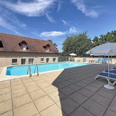 Family In For 6 * La Roche-Posay